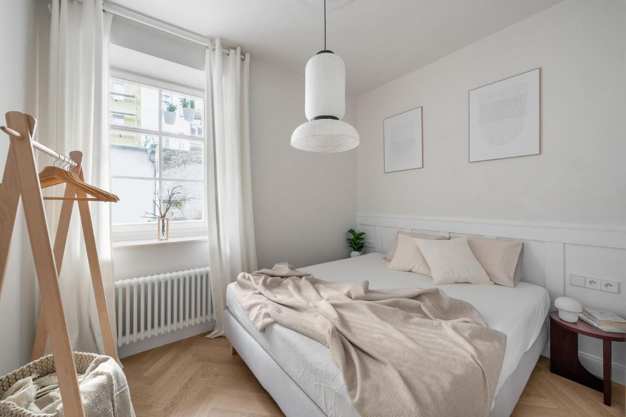 Limewash In Vrsovice By Days Apartment *